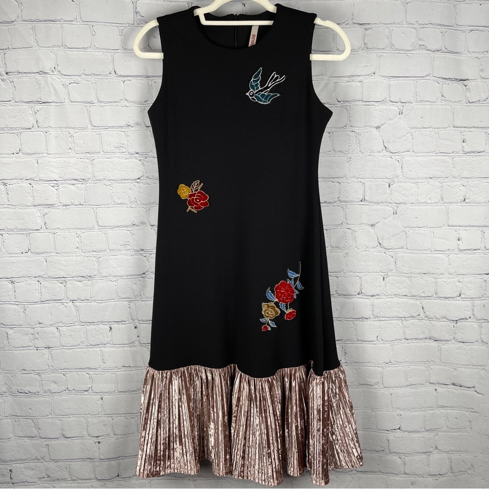 GINGER unique black floral bird embellished sleeveless midi dress, size XXS